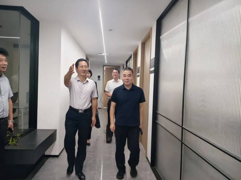 碧灏简报丨岳阳市人民检察院李胜昔检察长一行走访湖南碧灏律师事务所